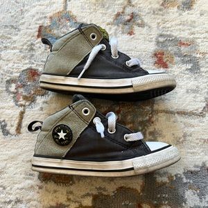 Converse toddler sneakers